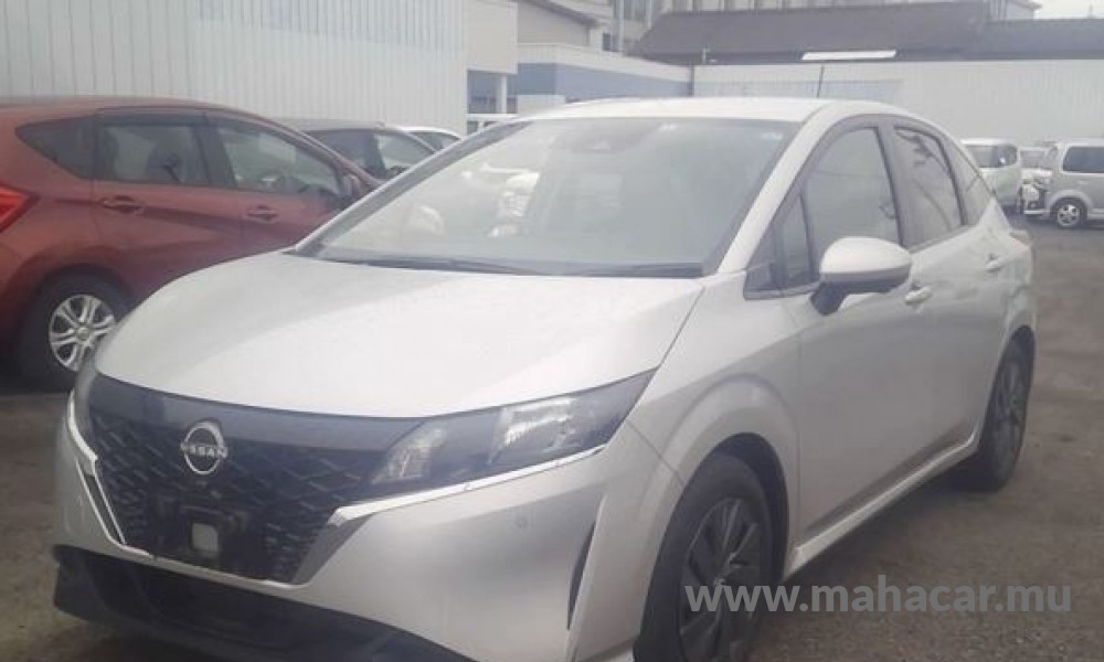 2021 Nissan NOTE E-POWER, Silver