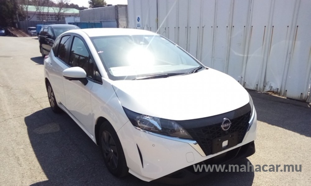 2022 Nissan NOTE E-POWER photo 3
