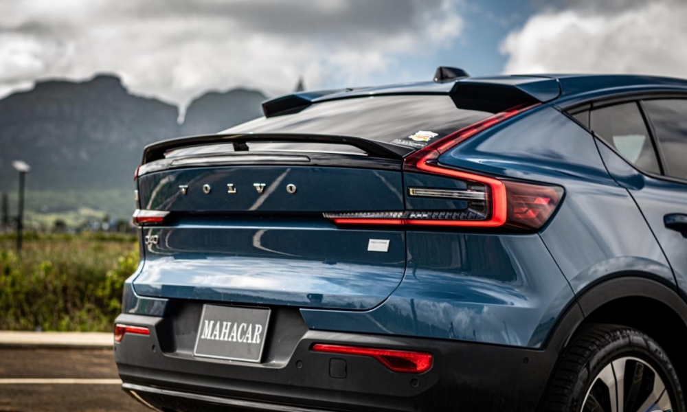2022 VOLVO C40 photo 18
