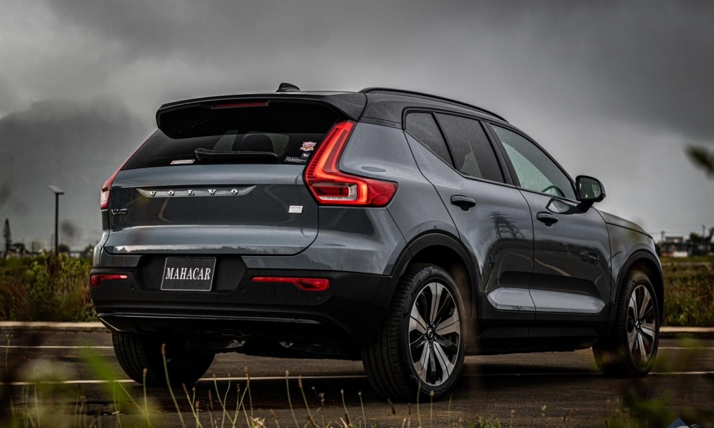 2022 VOLVO XC40 photo 11