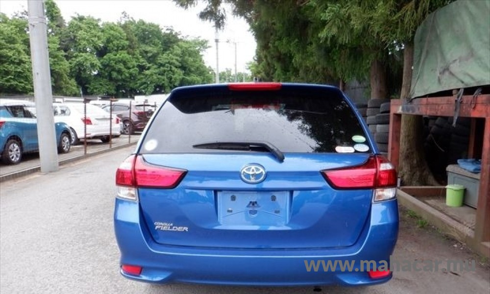 2018 Toyota Corolla Fielder photo 11
