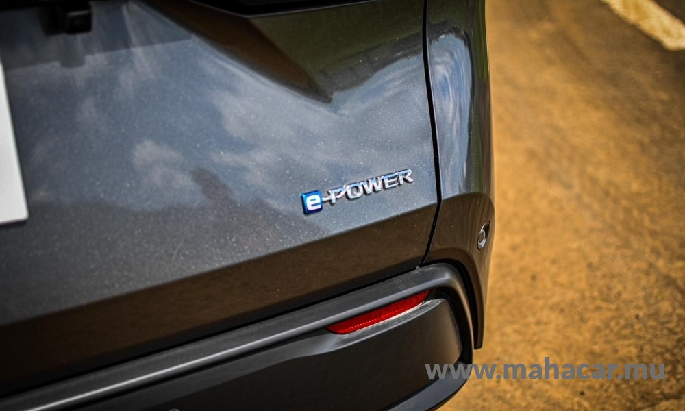 2021 Nissan NOTE E-POWER photo 8