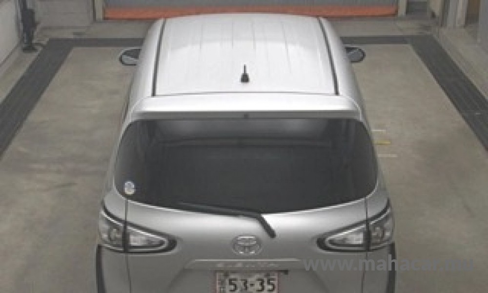 2022 Toyota Sienta photo 7