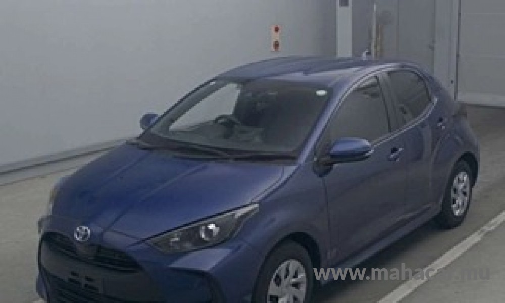 2021 Toyota Yaris Hybrid, Blue