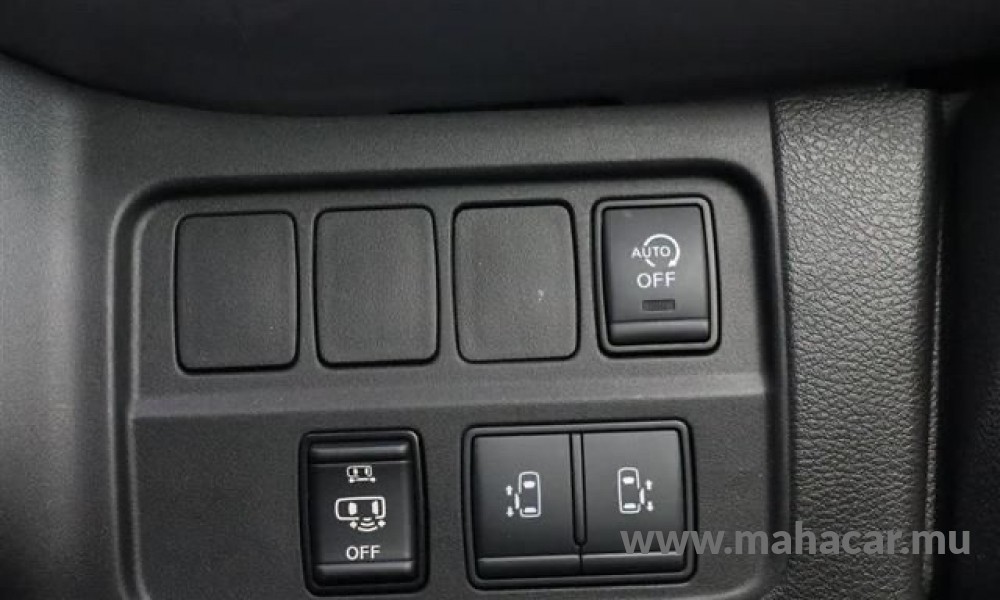 2022 Nissan SERENA photo 13