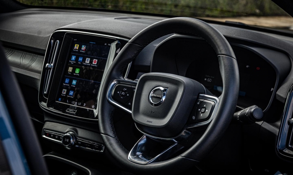2022 VOLVO C40 photo 4