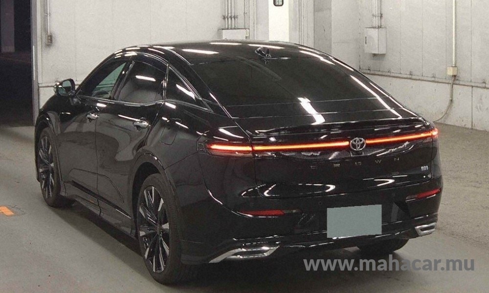 2023 Toyota Crown RS photo 5