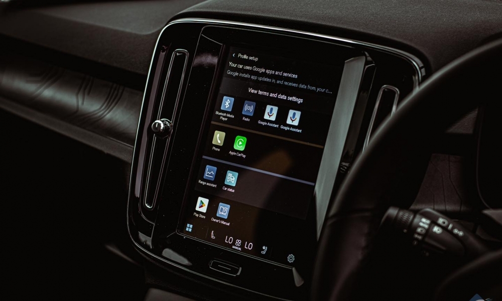 2022 VOLVO XC40 photo 9
