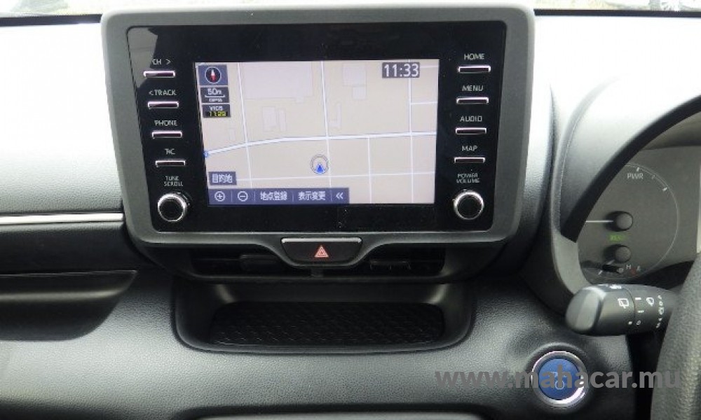 2021 Toyota Yaris Hybrid photo 11