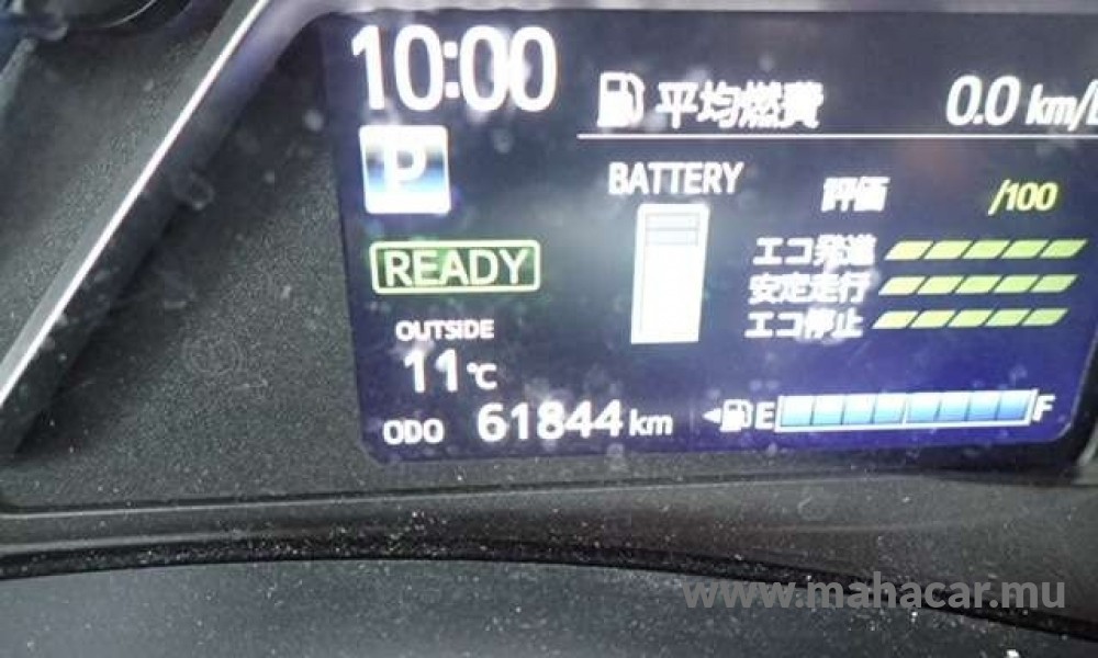 2019 Toyota VITZ HYBRID F photo 13