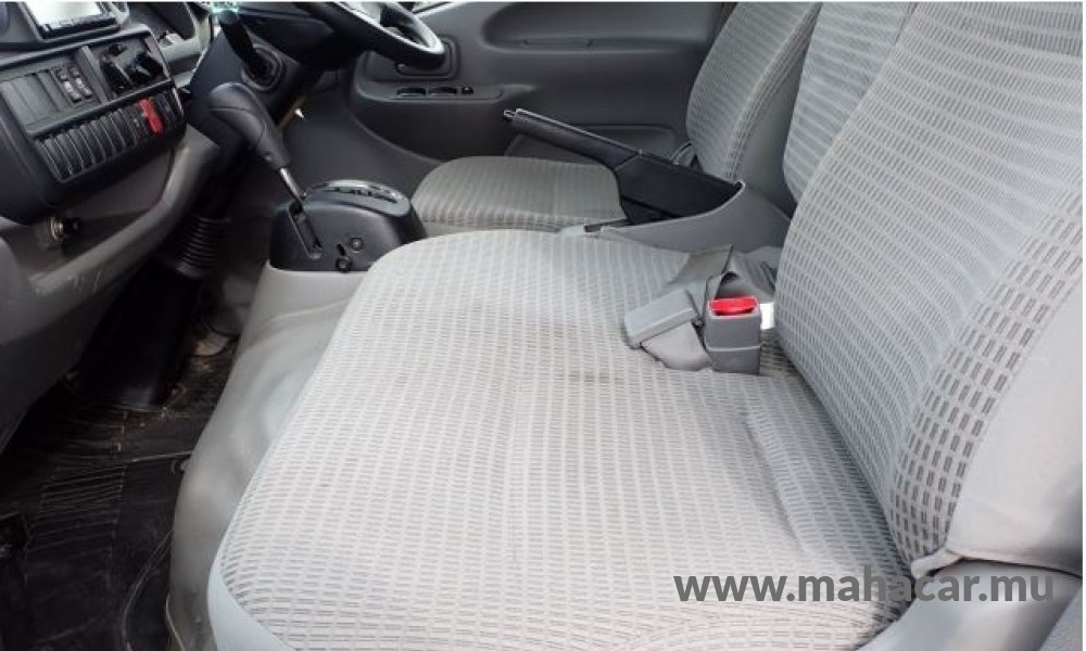 2018 Toyota TOYOACE photo 3
