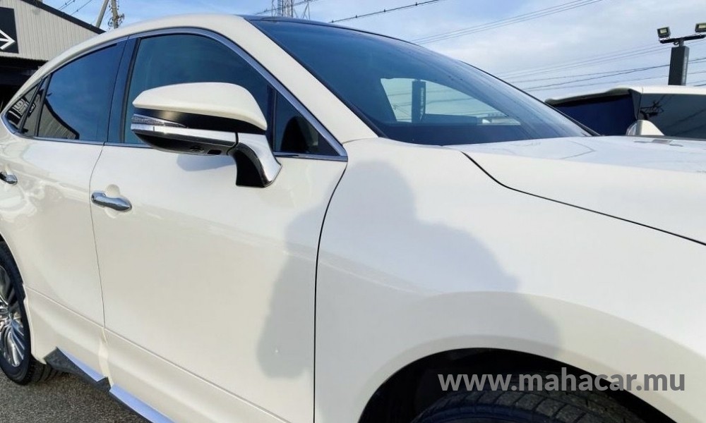 2021 Toyota Harrier photo 11
