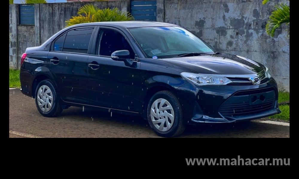 2018 Toyota Corolla Axio photo 4