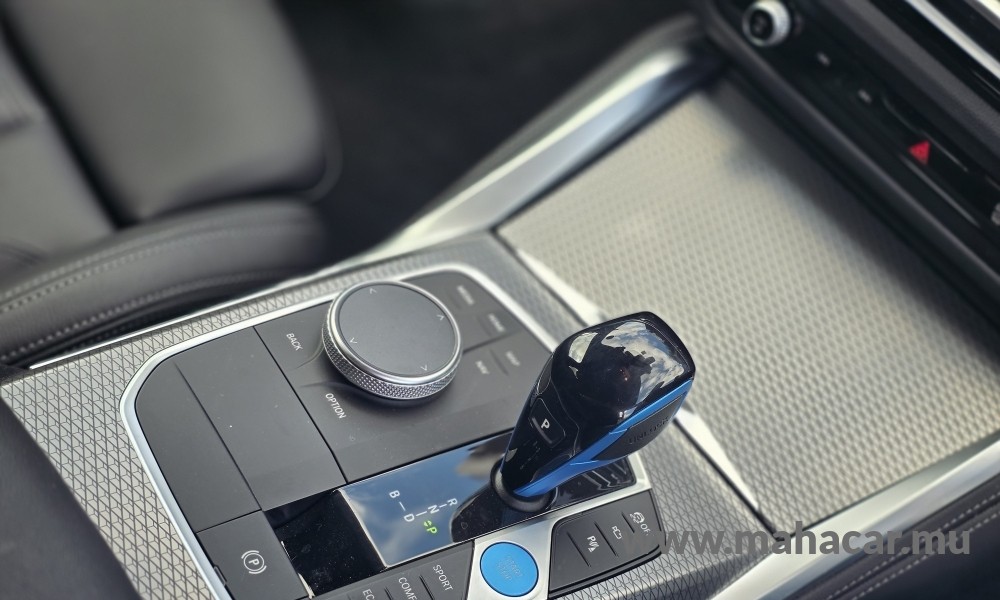 2022 BMW i4 photo 5