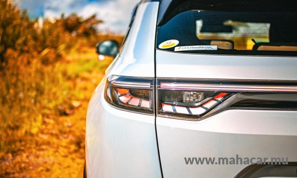 2021 Honda VEZEL HV e:PLAY photo 12