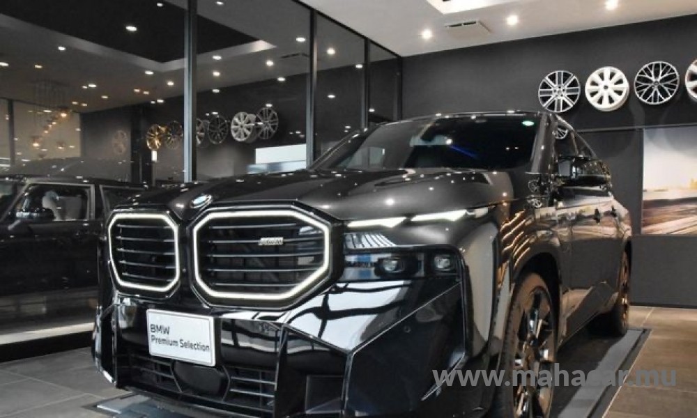 2023 BMW XM, Black
