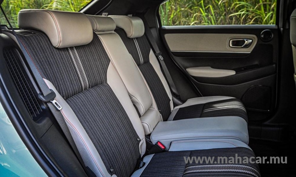 2021 Honda VEZEL HV e:PLAY photo 8