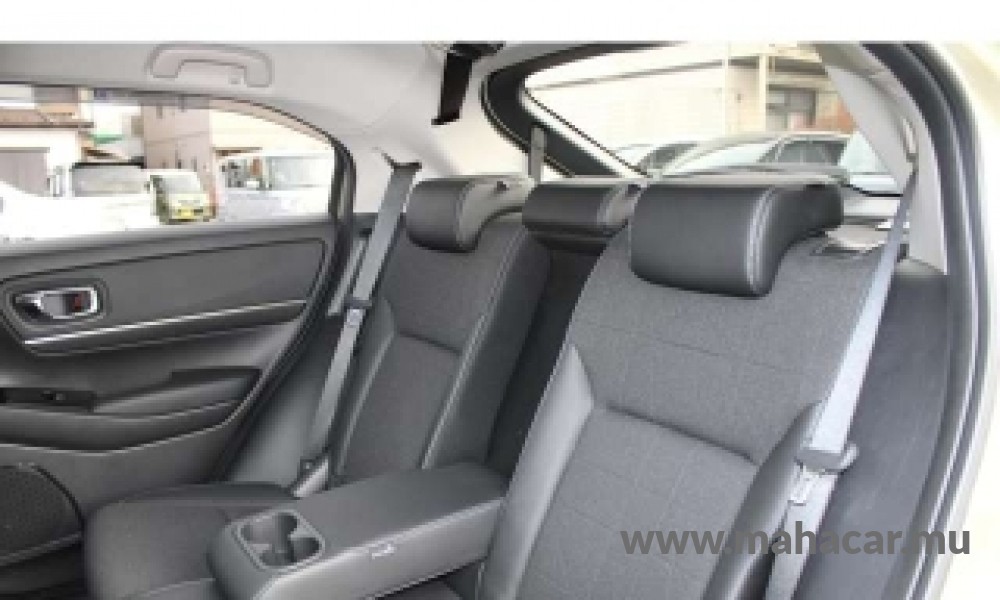 2021 Honda VEZEL Z HYBRID photo 4