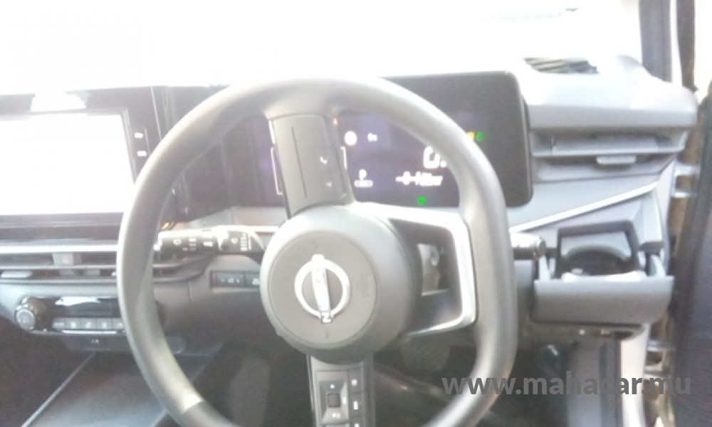 2021 Nissan NOTE E-POWER photo 4