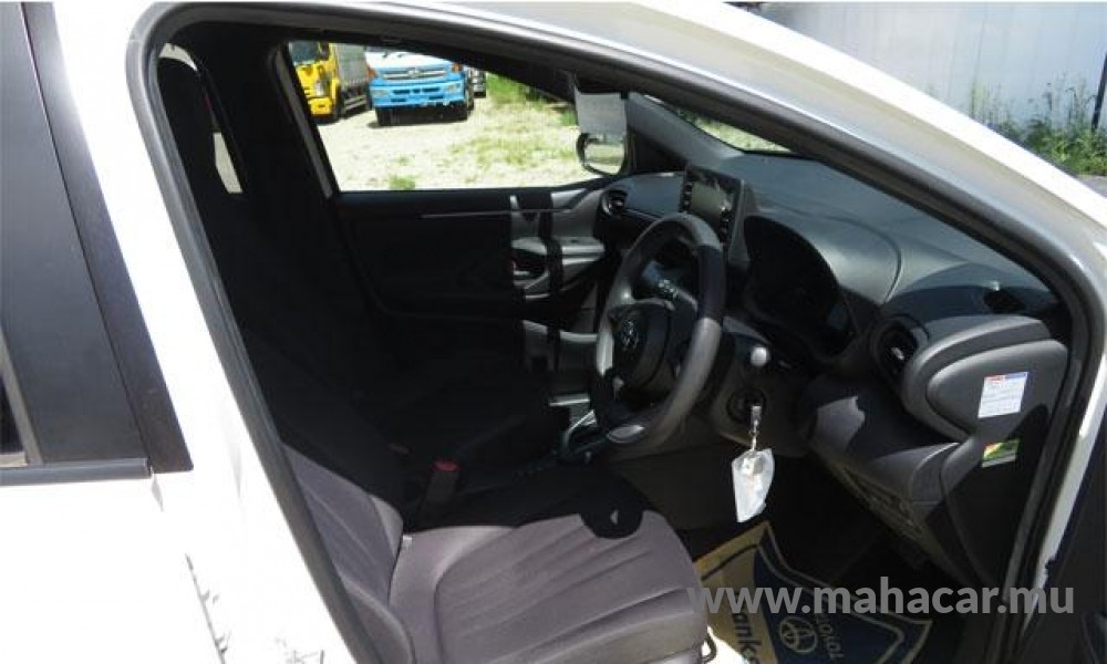 2020 Toyota Yaris photo 10