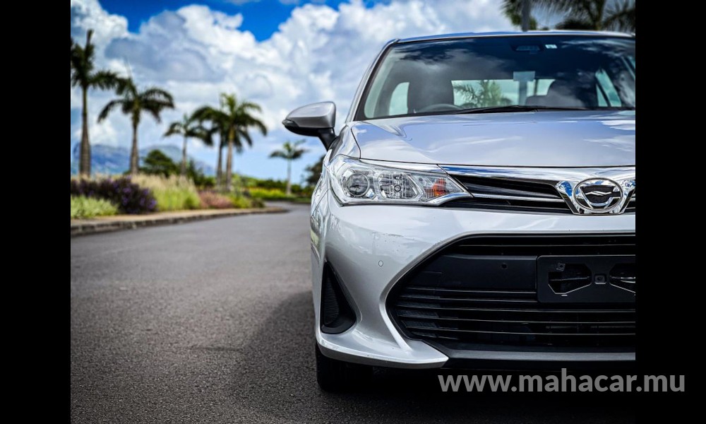 2018 Toyota Corolla Axio, Silver