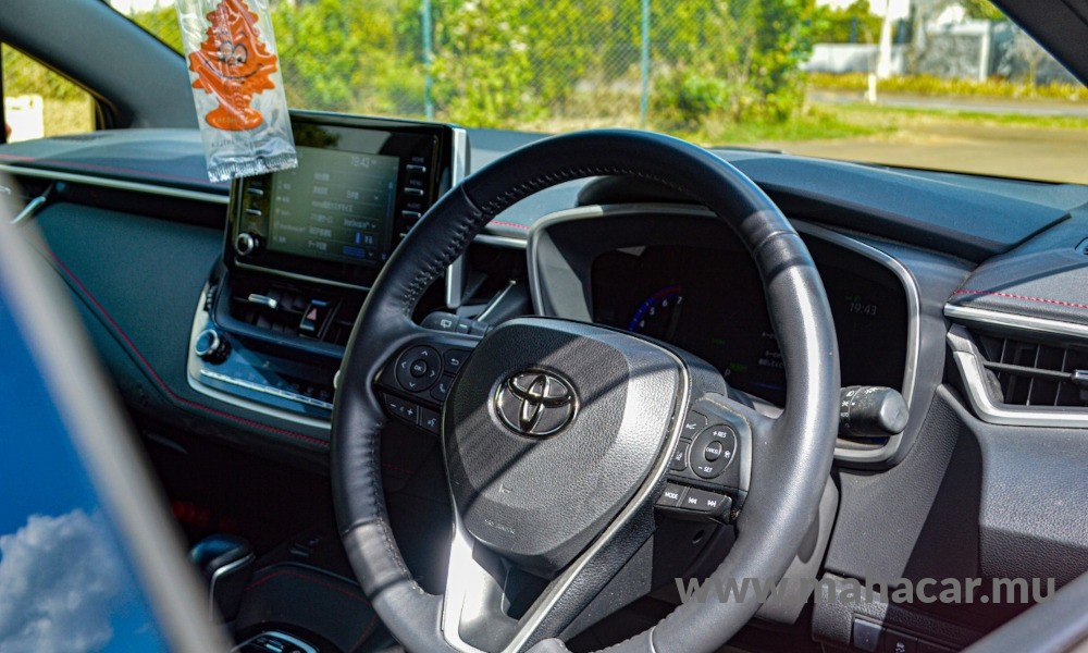 2020 Toyota Corolla photo 4