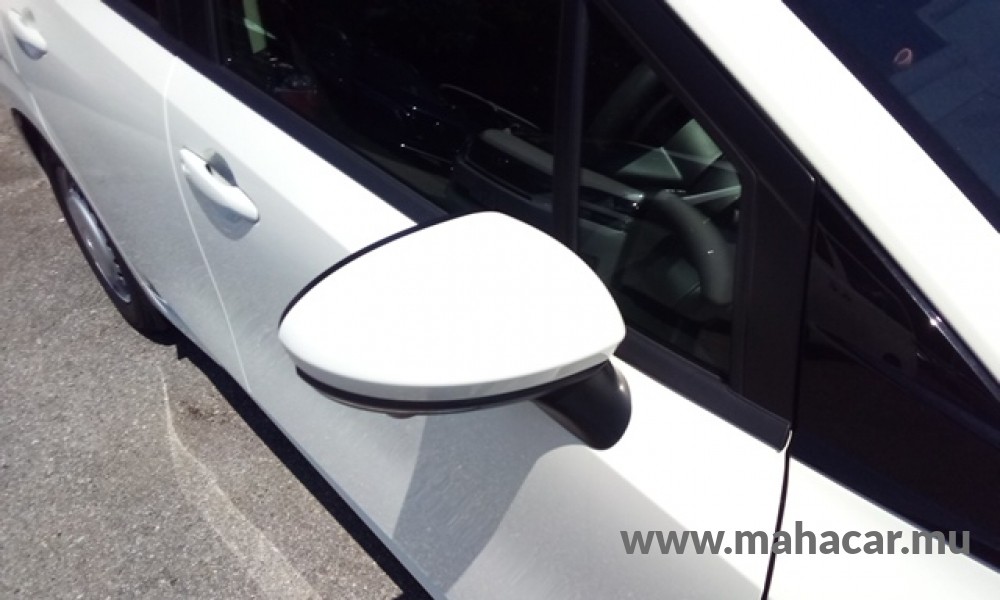2023 Nissan NOTE E-POWER photo 4