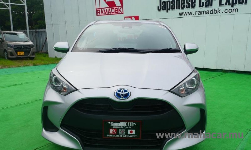 2023 Toyota Yaris Hybrid photo 6