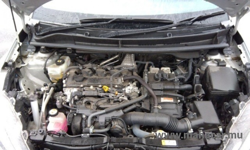 2021 Toyota Yaris Hybrid photo 5