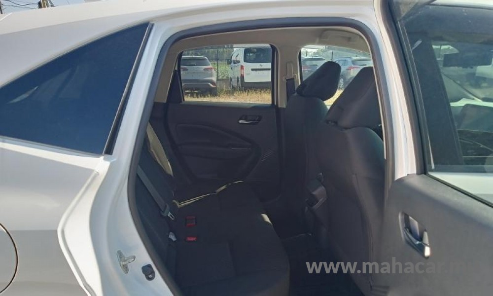 2021 Nissan NOTE E-POWER photo 10
