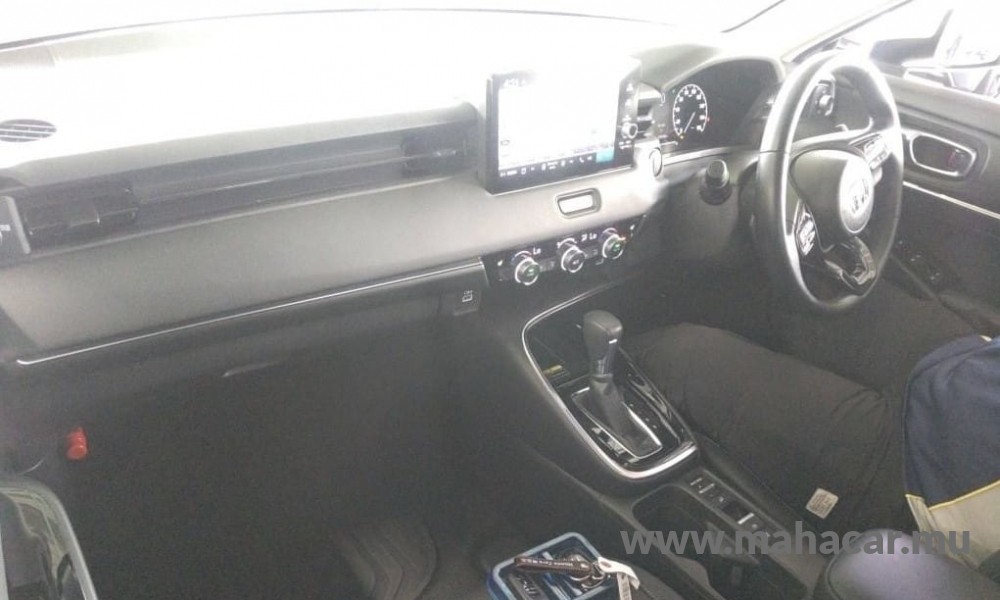 2024 Honda VEZEL Z HYBRID photo 4