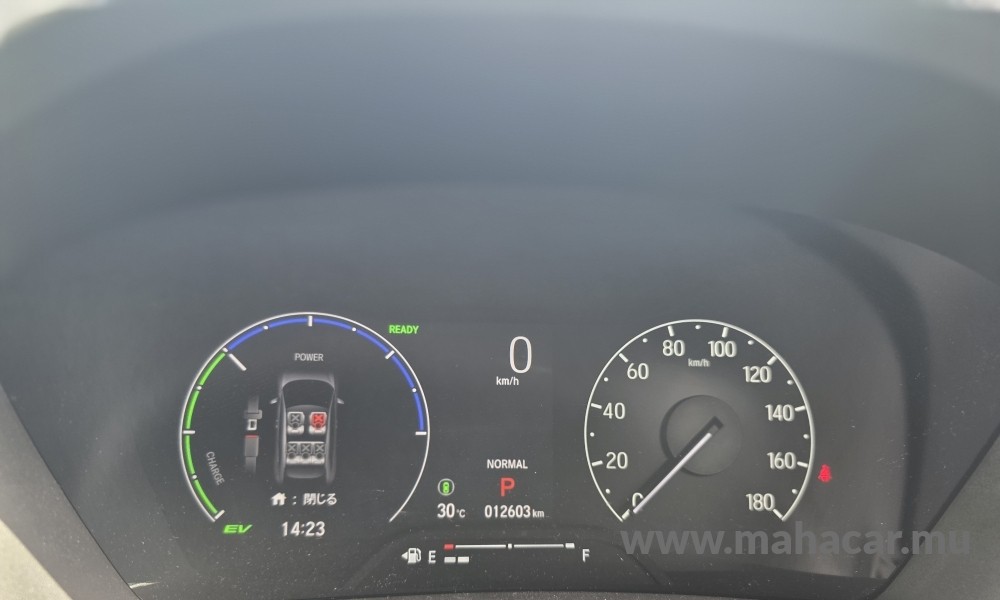 2023 Honda Vezel X Hybrid photo 11
