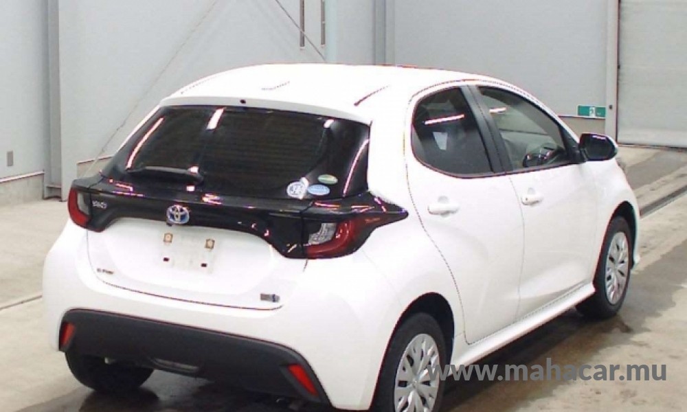 2020 Toyota Yaris photo 5
