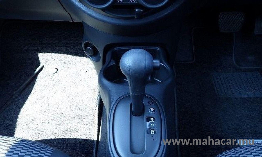2021 Nissan March photo 11