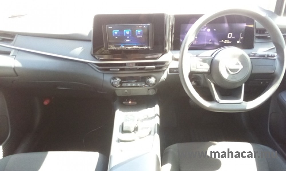 2022 Nissan NOTE E-POWER photo 5