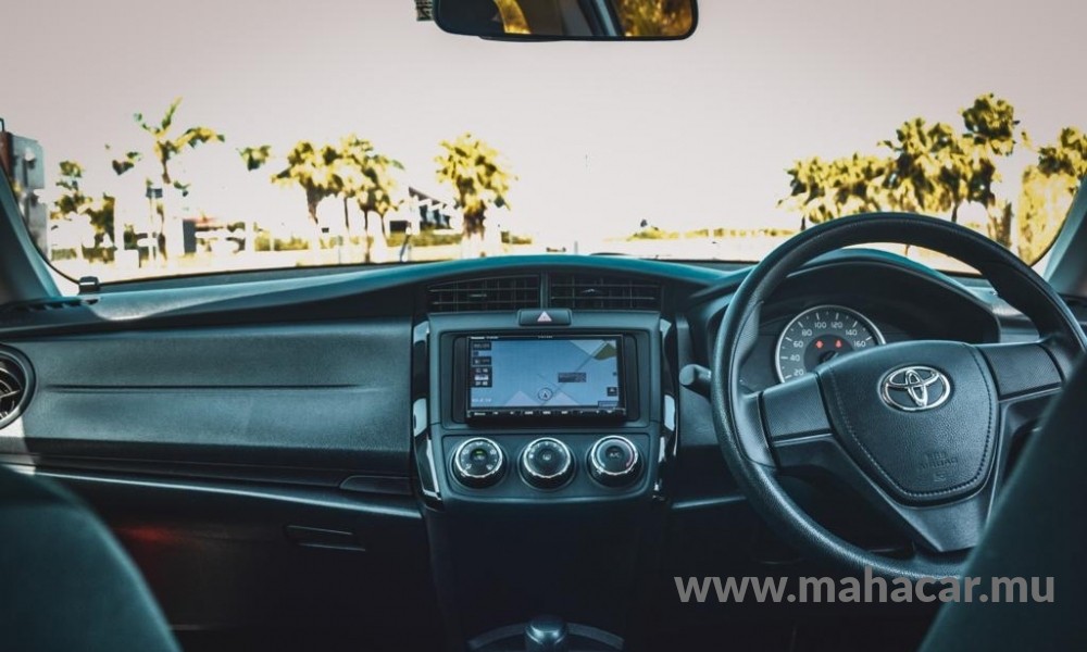 2018 Toyota Corolla Axio photo 9