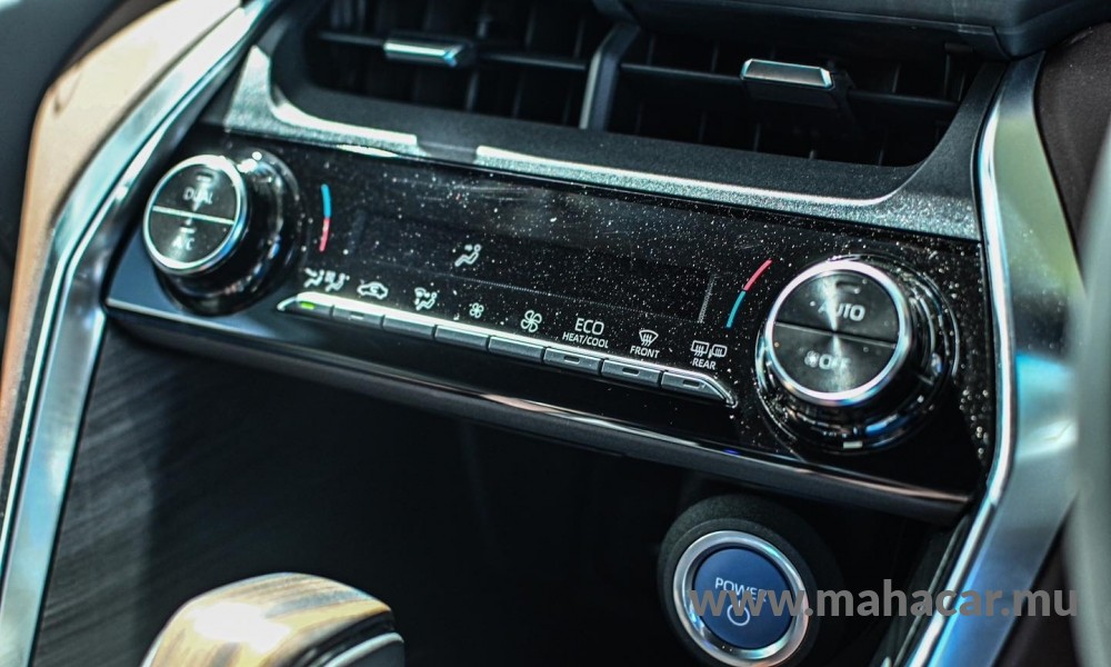 2021 Toyota Harrier photo 9