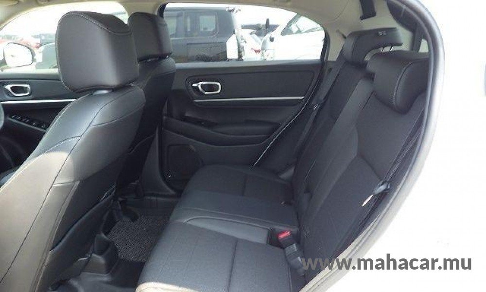 2022 Honda VEZEL Z HYBRID photo 8