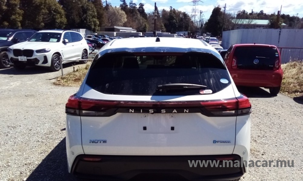 2022 Nissan NOTE E-POWER photo 7