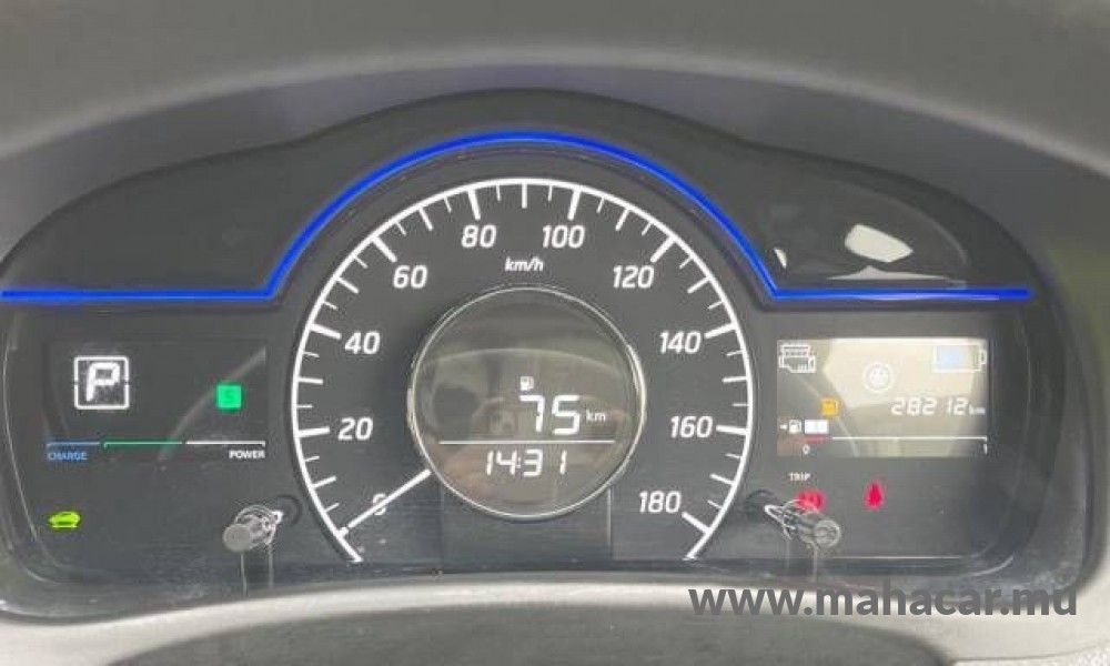 2020 Nissan NOTE E-POWER photo 13