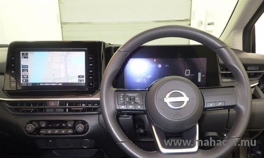 2021 Nissan NOTE E-POWER photo 4