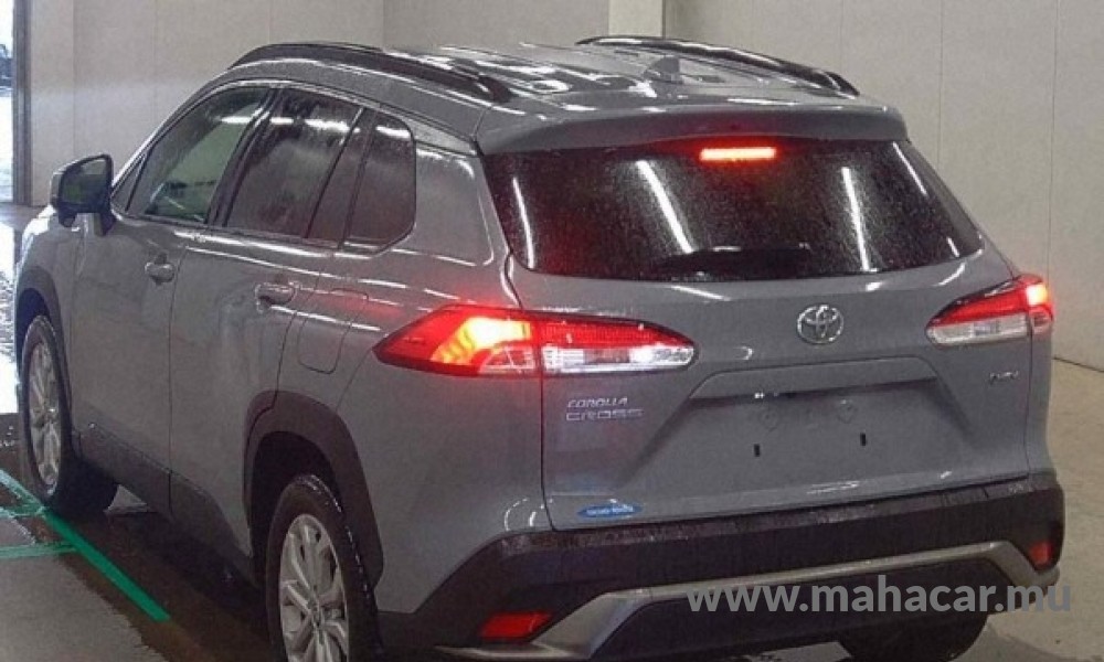 2024 Toyota COROLLA CROSS photo 3