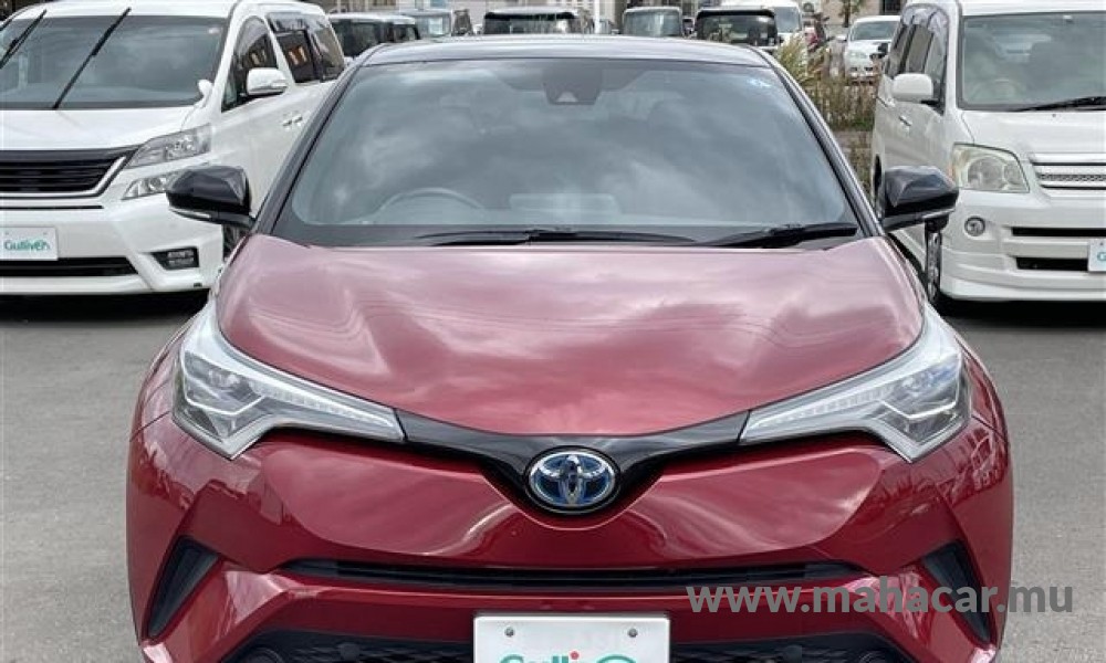 2019 Toyota CHR HYBRID photo 10