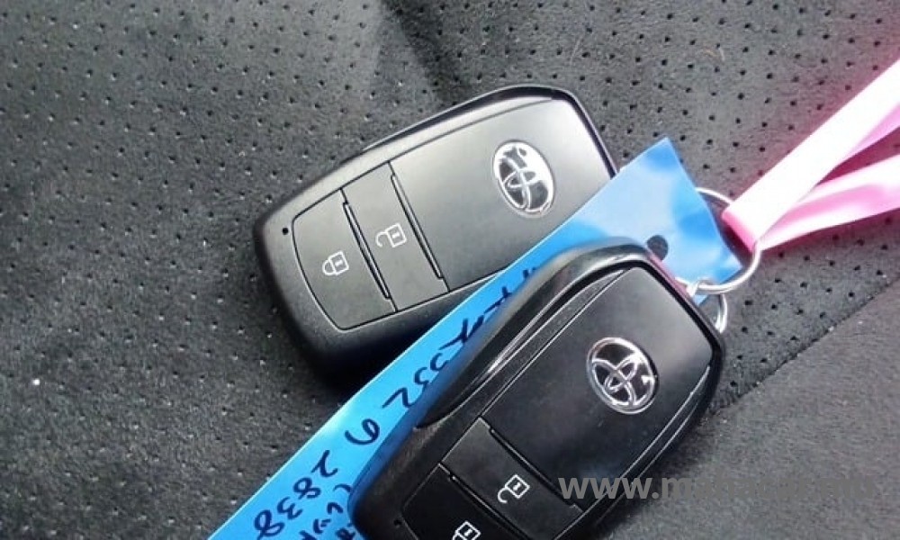 2023 Toyota Corolla photo 9