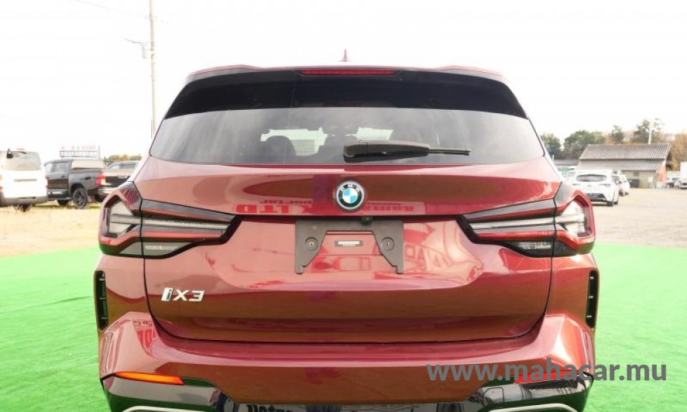 2022 BMW iX3 photo 5