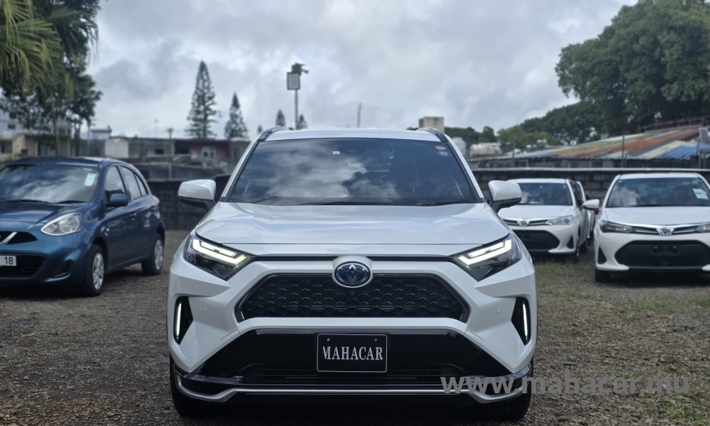 2023 Toyota Rav4, White