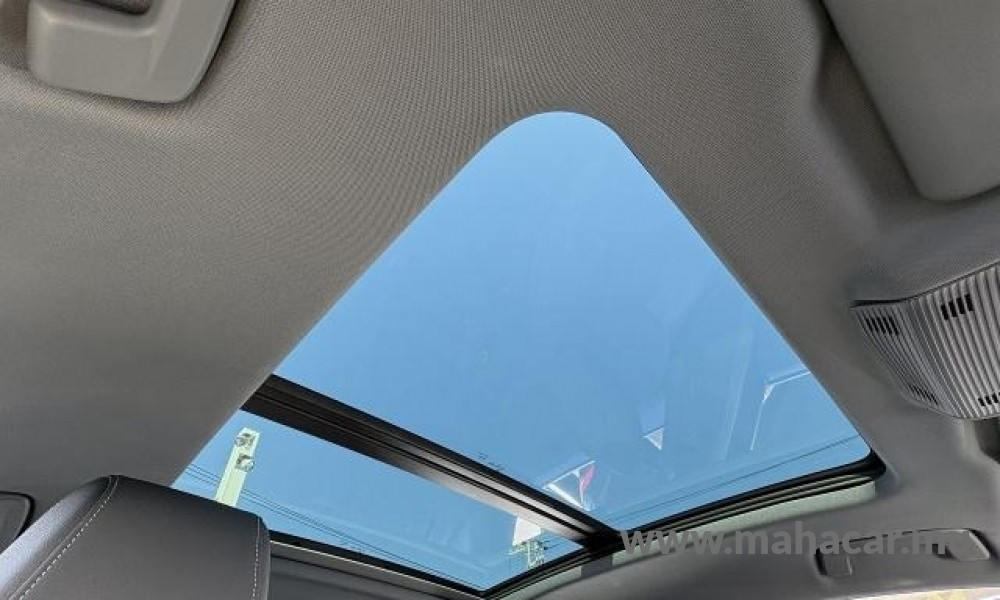 2023 AUDI Q4 photo 3