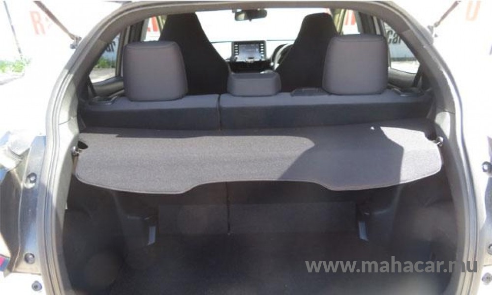 2020 Toyota Yaris photo 12