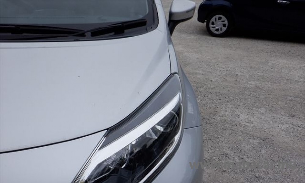 2019 Nissan NOTE E-POWER photo 9