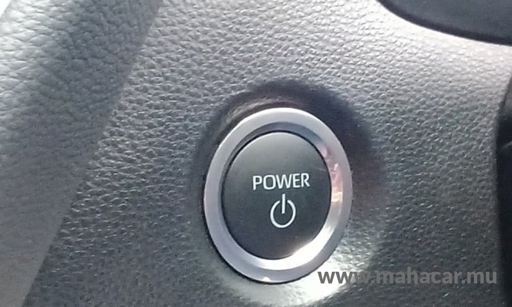 2023 Toyota Corolla photo 8